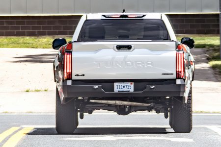 Tundra.widebody.test04.KGP.jpg
