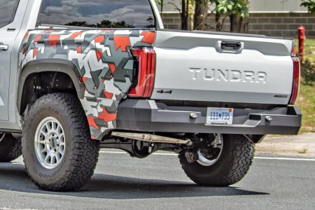 Tundra.widebody.test06.KGP.jpg