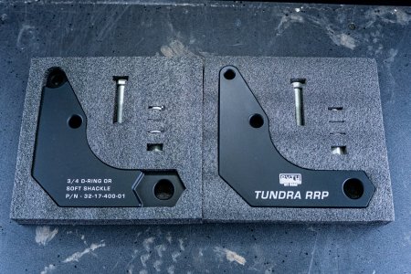 SXTH Element Rear Recovery Points-10-01.jpg